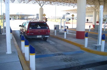 In-Ground Weigh-in-Motion Vehicle Scales at Customs Border by Massload Technologies